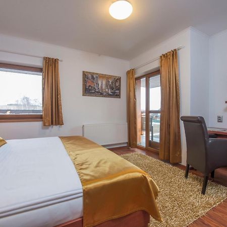 G88 Residence Велка Ломница Стая снимка