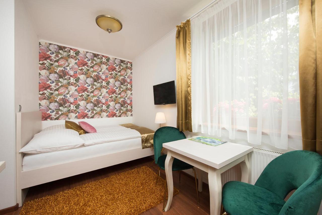 G88 Residence Велка Ломница Стая снимка